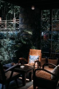 Tips for Creating a Cozy and Inviting Outdoor Living Space