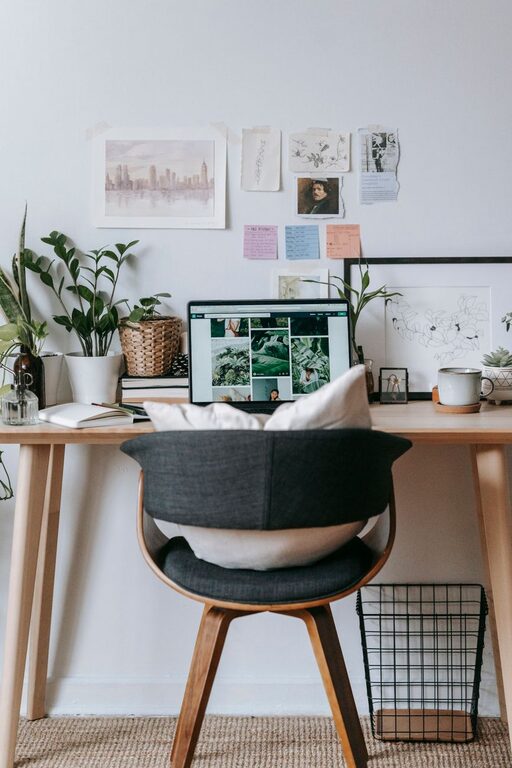 Tips for Creating a Cozy and Functional Home Office Space